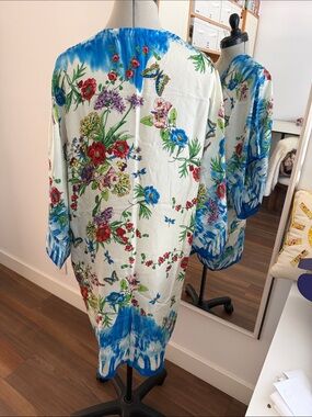 Johnny Was Blue Floral & Red Blossom Silk Kimono M